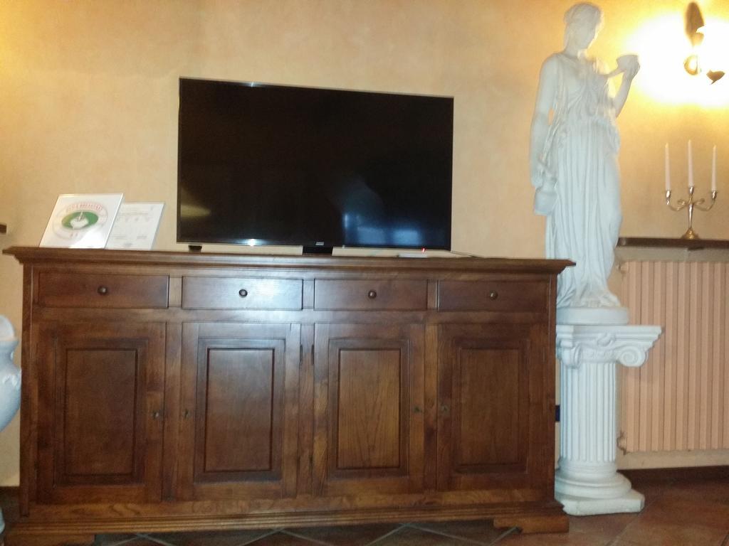 Peropero' Bed & Breakfast Gattinara ภายนอก รูปภาพ