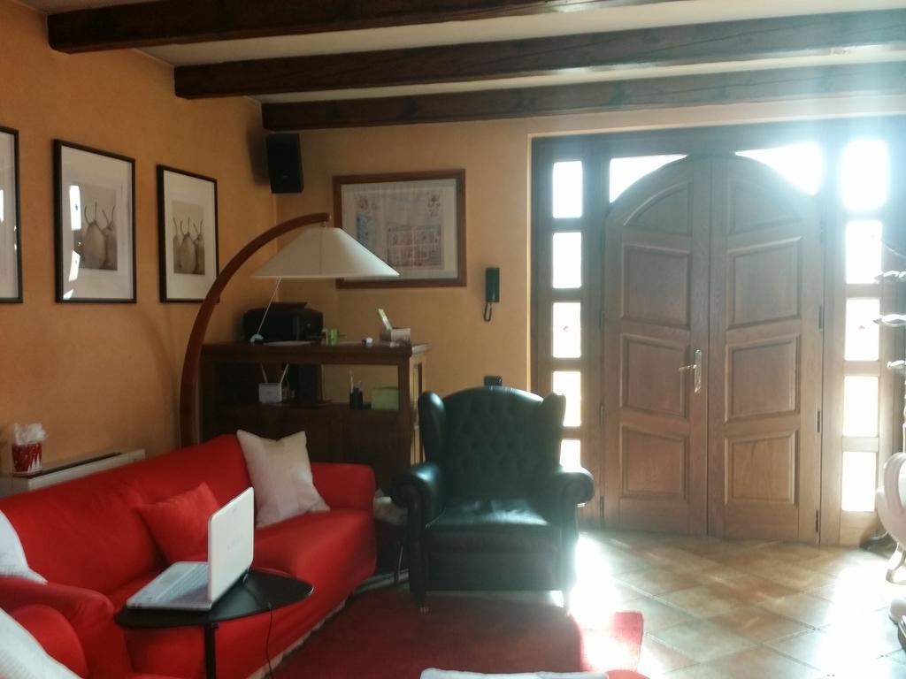 Peropero' Bed & Breakfast Gattinara ภายนอก รูปภาพ
